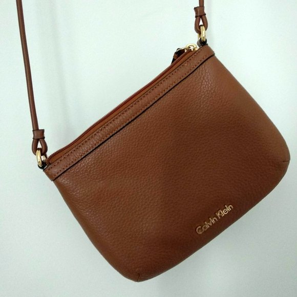 Calvin Klein leather handbag - Picture 1 of 4